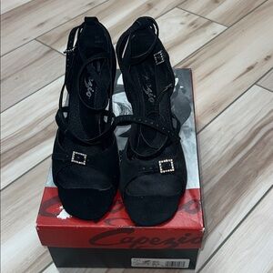 Capezio Elli BR40 BLK 6.5